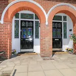1 The Charleston