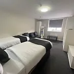 Ryan I Air I Bnb - 102 Mill Street - Free Parking