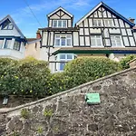 Hurlestone Apartment