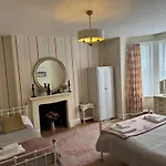 Rose Lodge
