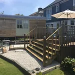 Downsfield Bed And Breakfast