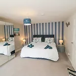 Narnia Cottage