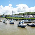 Angorfa Aberaeron Apartment
