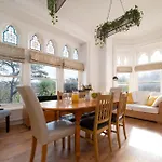 Westwell Hall