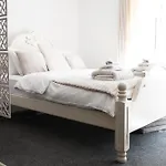 Studio Apartment Portsmouth #5