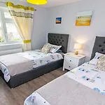 Sandbanks Braunton, Stylish Cottage Near To Saunton Beach Sleeps 4