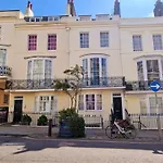 Waterloo Pad - City Living