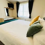 2 Bedroom Lodge, Og30, Shanklin, Isle Of Wight