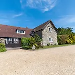 2 Bed In Godshill Ic078