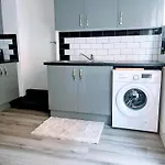 Bay Wind Apartment