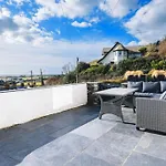 S T O R M V I E W - Aberdyfi