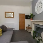Flat 2