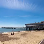 Pebble Beach - Felixstowe