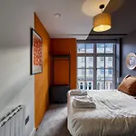 Renaissance 7 - 1 Bedroom Apartment In Southport