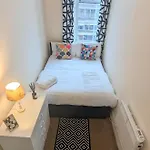 Family And Friends Room Haymarket Edinburgh City Centre