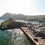 The Harbour Lights