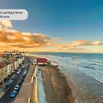 Bowles Hotels