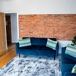 Host & Stay - Sackville Apartment