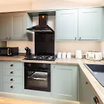 Host & Stay - Arundel Cottage