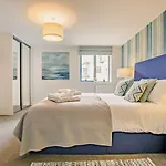 Sandy Hideaway - W4