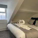 Tintagel Arms Bed And Breakfast