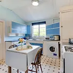 22 Ballard Estate