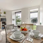 Driftwood Cottage - Mousehole