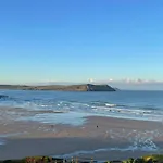Atlantic View, North Cornwall Seafront, 5* Gold