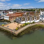 Anchor Cottage