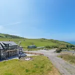 2 Bed In Aberdovey Dy049