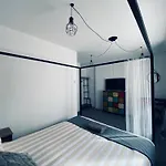 Shore Cottage
