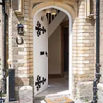 Wimborne Hideaway