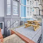 Host & Stay - Beach Haven