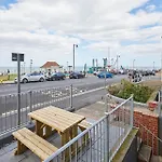 Host & Stay - Beach Haven