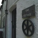 Cosy Holiday Cottage In Boscastle