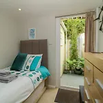 Samphire Cottage