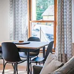 The Cottage - 2 Bedroom Cottage - Tenby
