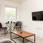 Beautifully Styled 1Bed Apt In Liverpool