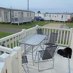Kingfisher Horizon Oak 8 Berth, Central Heated Close To Site Shop