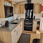 Pg115 Golden Palm Chapel St Leonards