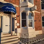 Penn House Hotel