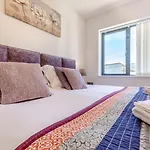 20 Woolacombe East - Luxury Apartment At Byron Woolacombe, Only 4 Minute Walk To Woolacombe Beach!