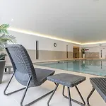 7 Middlecombe - Luxury Apartment At Byron Woolacombe, Only 4 Minute Walk To Woolacombe Beach!