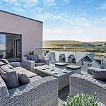 18 Woolacombe East - Luxury Apartment At Byron Woolacombe, Only 4 Minute Walk To Woolacombe Beach!