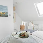 Pippin Cottage - Character Cottage With The Spirit Of The Sea