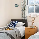 Pippin Cottage - Character Cottage With The Spirit Of The Sea