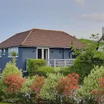 4 Bed In Croyde 56111