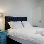 Vibrant Blackpool 3 Bed Home