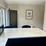6 Millstone Grove