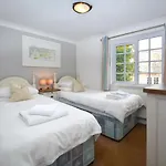 Hideaway Cottage